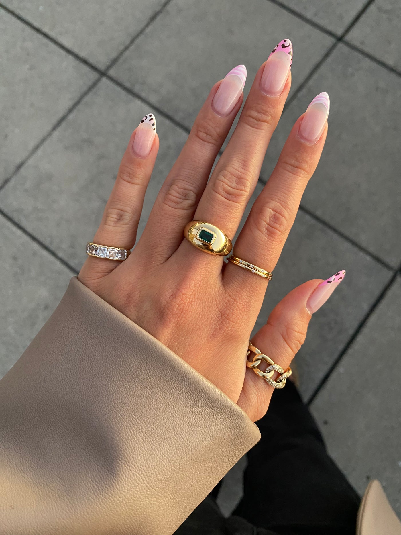 YHASMINA - The Asscher Cut Pinky Ring